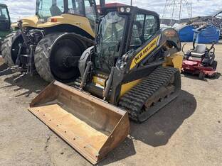 2019 New Holland C232
