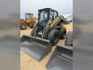 2025 New Holland L328