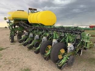2003 John Deere 1770NT CCS