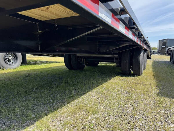 2026 Sure-Trac 8.5'x20'+5' deckover trailer 25.9k bp