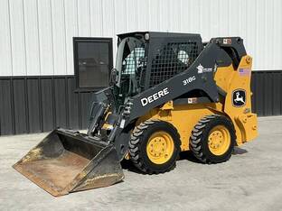 2024 John Deere 318G
