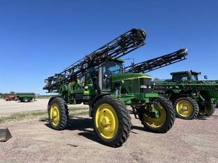2003 John Deere 4710