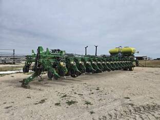 2013 John Deere DB90