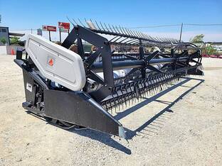 1994 Gleaner 520