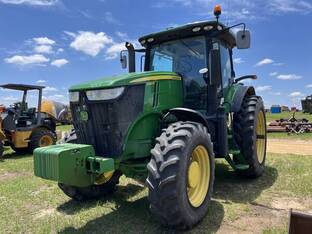 2012 John Deere 7200R