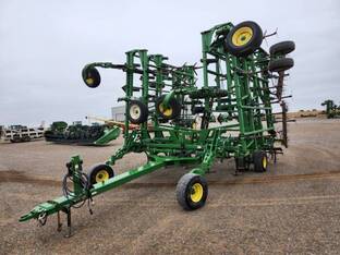2022 John Deere 2430
