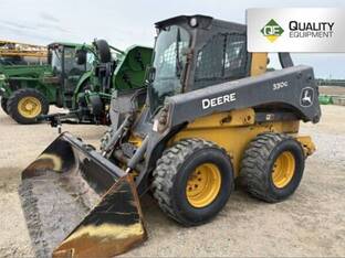 2023 John Deere 330G