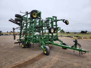2022 John Deere 2430