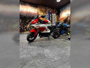 2026 Yamaha YZF-R3 70th Anniversary Edition