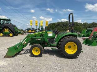 2021 John Deere 4052M