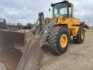 1997 Volvo L120C