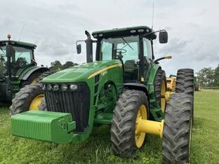 2010 John Deere 8270R