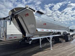 2019 Travis 35' ALUMATECH FRAMELESS ALUMINUM END DUM
