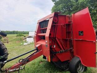 2009 Massey-Ferguson 1745
