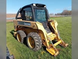 2005 John Deere 317
