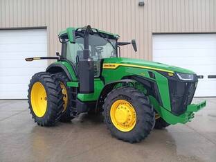 2025 John Deere 8R 250