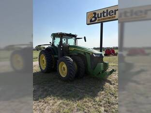 2022 John Deere 8R 370