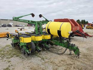 1997 John Deere 1760