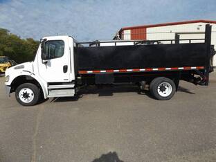 2004 Freightliner BUSINESS CLASS M2 106