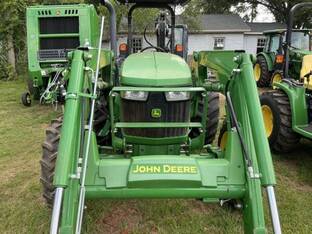 2015 John Deere 5065E