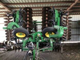 2022 John Deere 2633