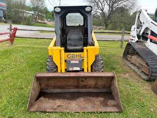 2007 Gehl 4240