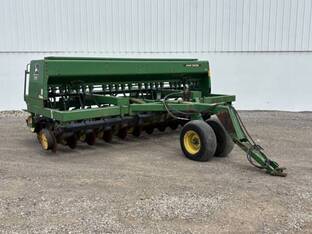 1993 John Deere 750