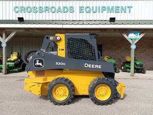 2025 John Deere 320G
