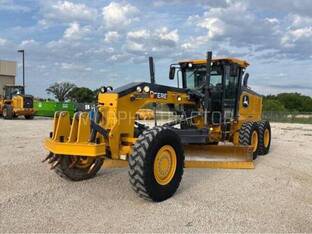 2020 John Deere 772G