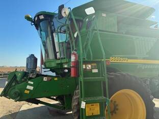 2005 John Deere 9660 STS