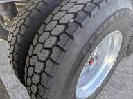 2011 Travis 35ft frameless aluminum end dump