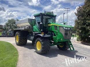 2023 John Deere 800R