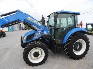 2015 New Holland T4.65