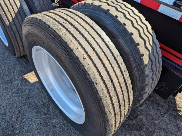 2007 Atoka booster axle