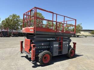 2017 SKYJACK SJ8841RT