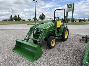 2009 John Deere 3720