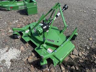 2022 John Deere GM1060E