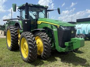 2022 John Deere 8R 340