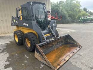 2025 John Deere 324G