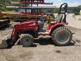 Massey-Ferguson 1528