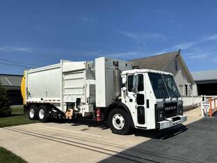 2018 Mack LR633