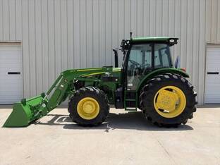 2022 John Deere 5125M