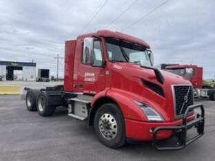 2023 Volvo VNR64T300