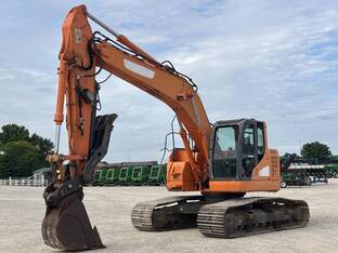 2010 Doosan DX235LCR