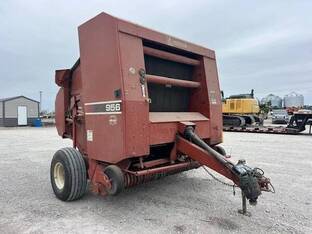 2004 Hesston 956