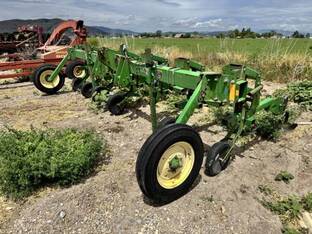 1997 John Deere 856