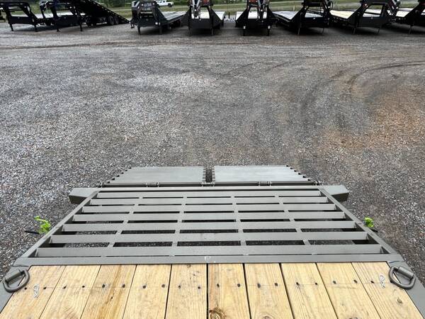 2026 Load Trail cb8322072