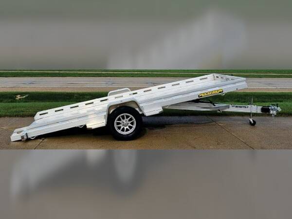 2027 Aluma 8015tilt