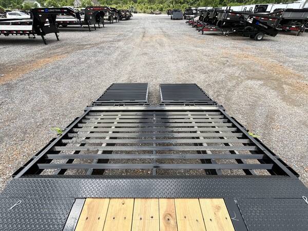2026 Load Trail gp0230102