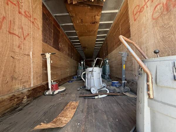 1985 Lufkin 48 ft dry van